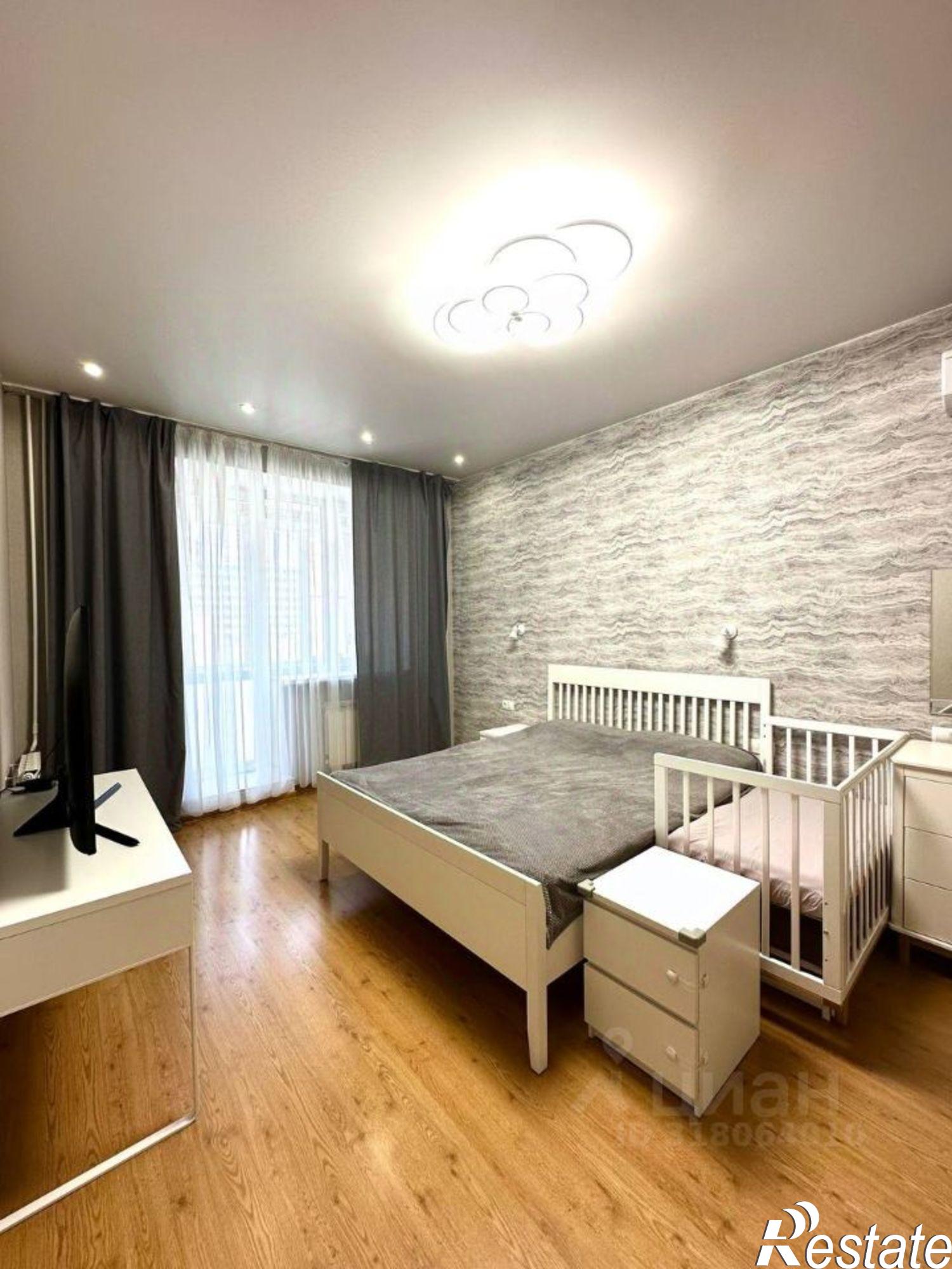 Сдать квартиру за 70 000 рублей на Социалистический пр-кт, 42