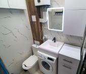 3-комн, 65кв м, этаж 3/3 ул Матросова, 11 6