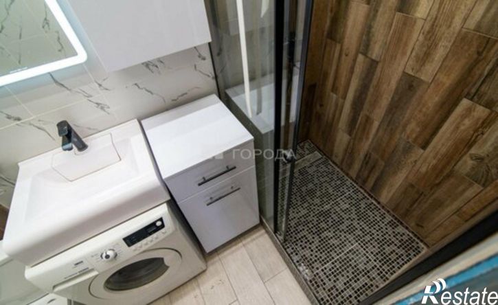 3-комн квартира ул Матросова, 11 6,  д. 11 6,  к. 6