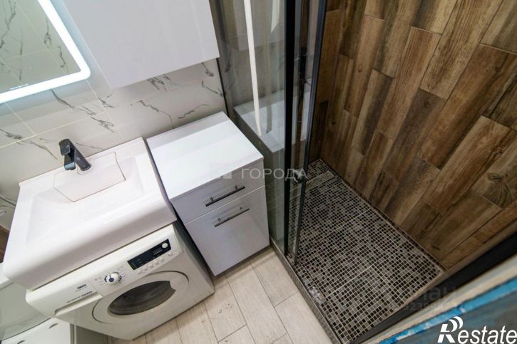 3-комн квартира ул Матросова, 11 6,  д. 11 6,  к. 6