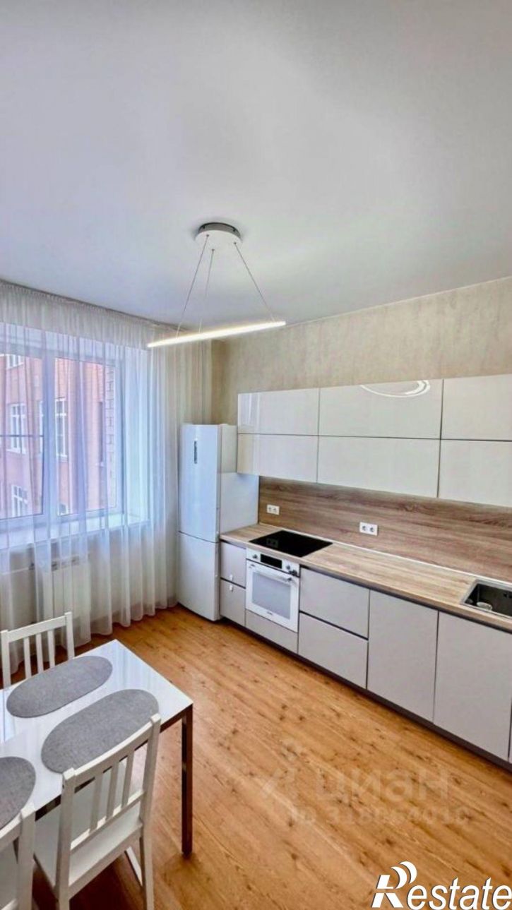 3-комн квартира Социалистический пр-кт, 42,  д. 42