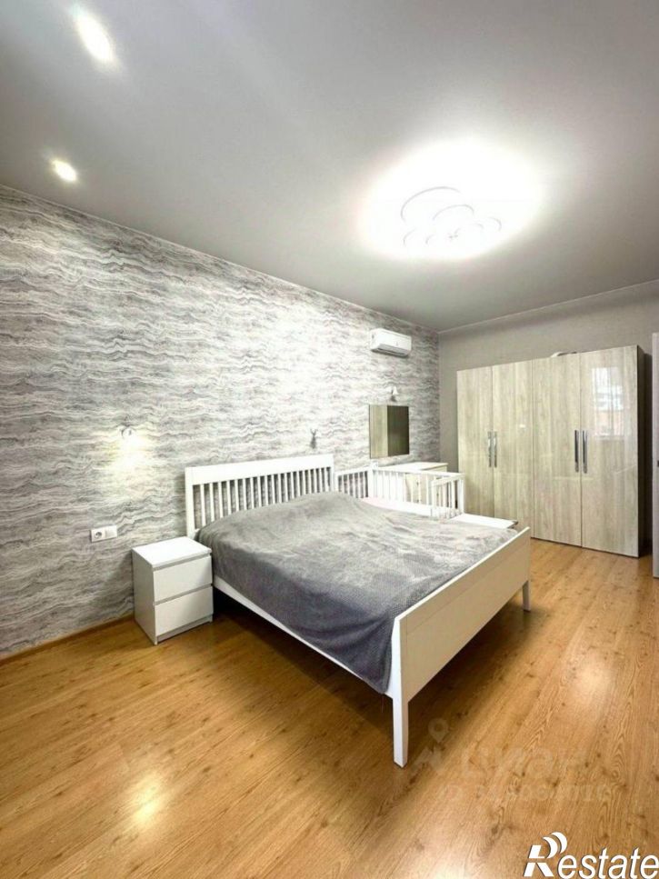 3-комн квартира Социалистический пр-кт, 42,  д. 42