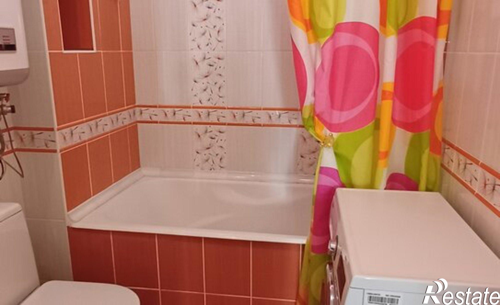 Купить квартиру за 6 200 000 рублей на улица Юрина, 186