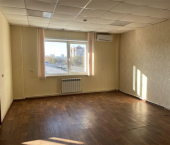 офис 250 кв м, этаж 3/3 ул Эмилии Алексеевой, д. 75а