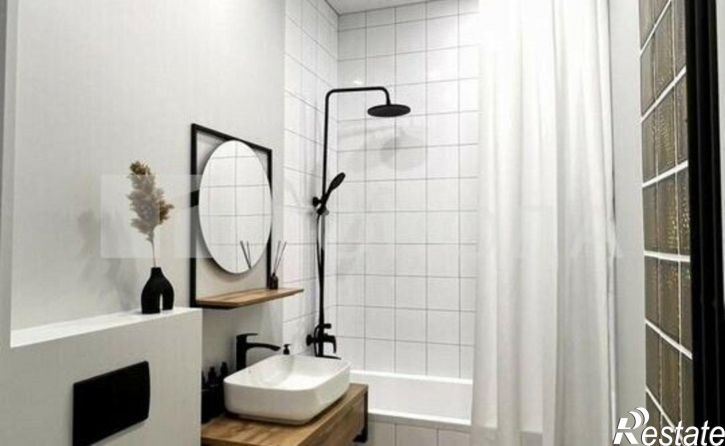 2-комн квартира проспект Строителей, 18 к1,  д. 18 к1