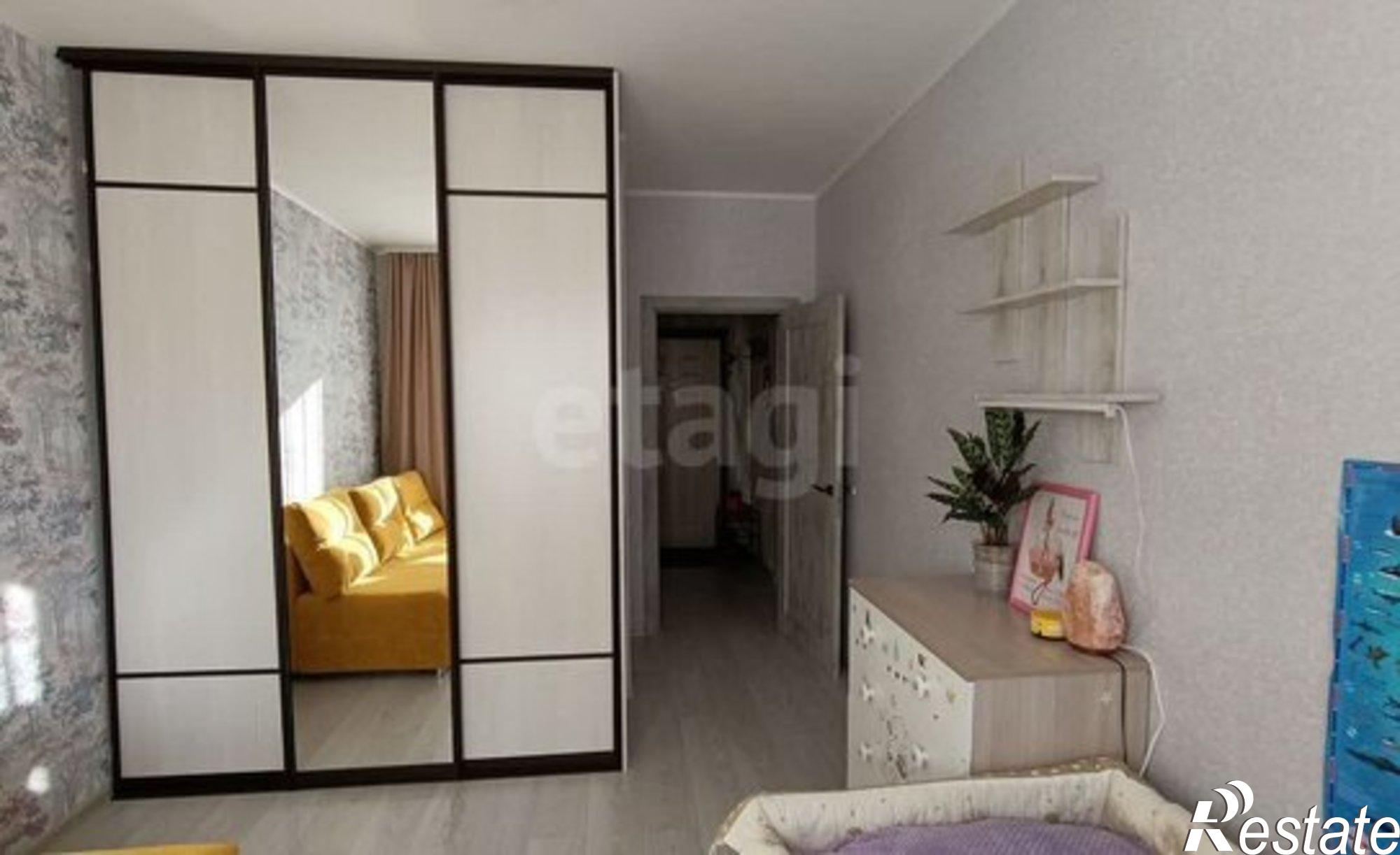 Купить квартиру за 5 800 000 рублей на улица Юрина, 204Ж