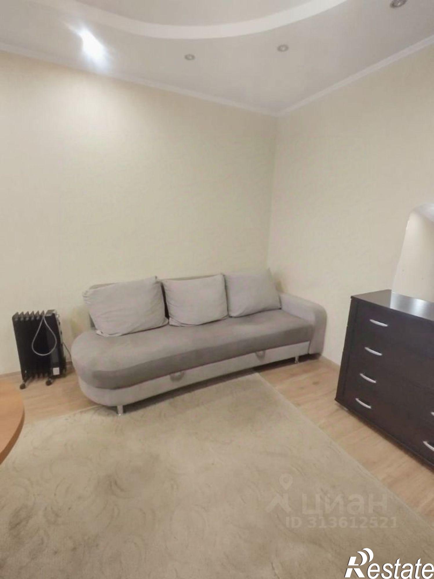 Сдать квартиру за 25 000 рублей на улица Юрина, 203