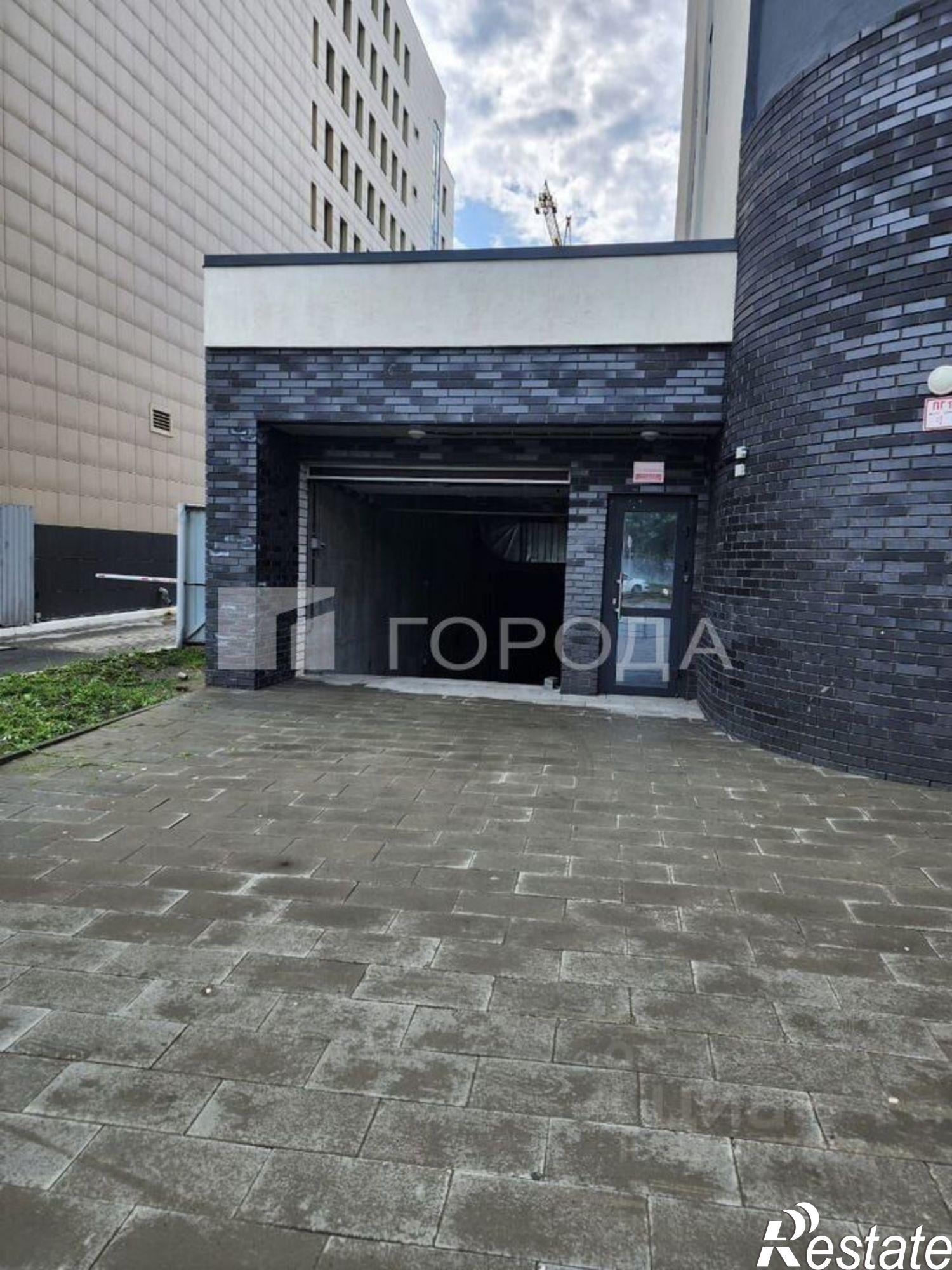 Купить гараж, место в паркинге за 2 300 010 рублей на ул Пролетарская, 125