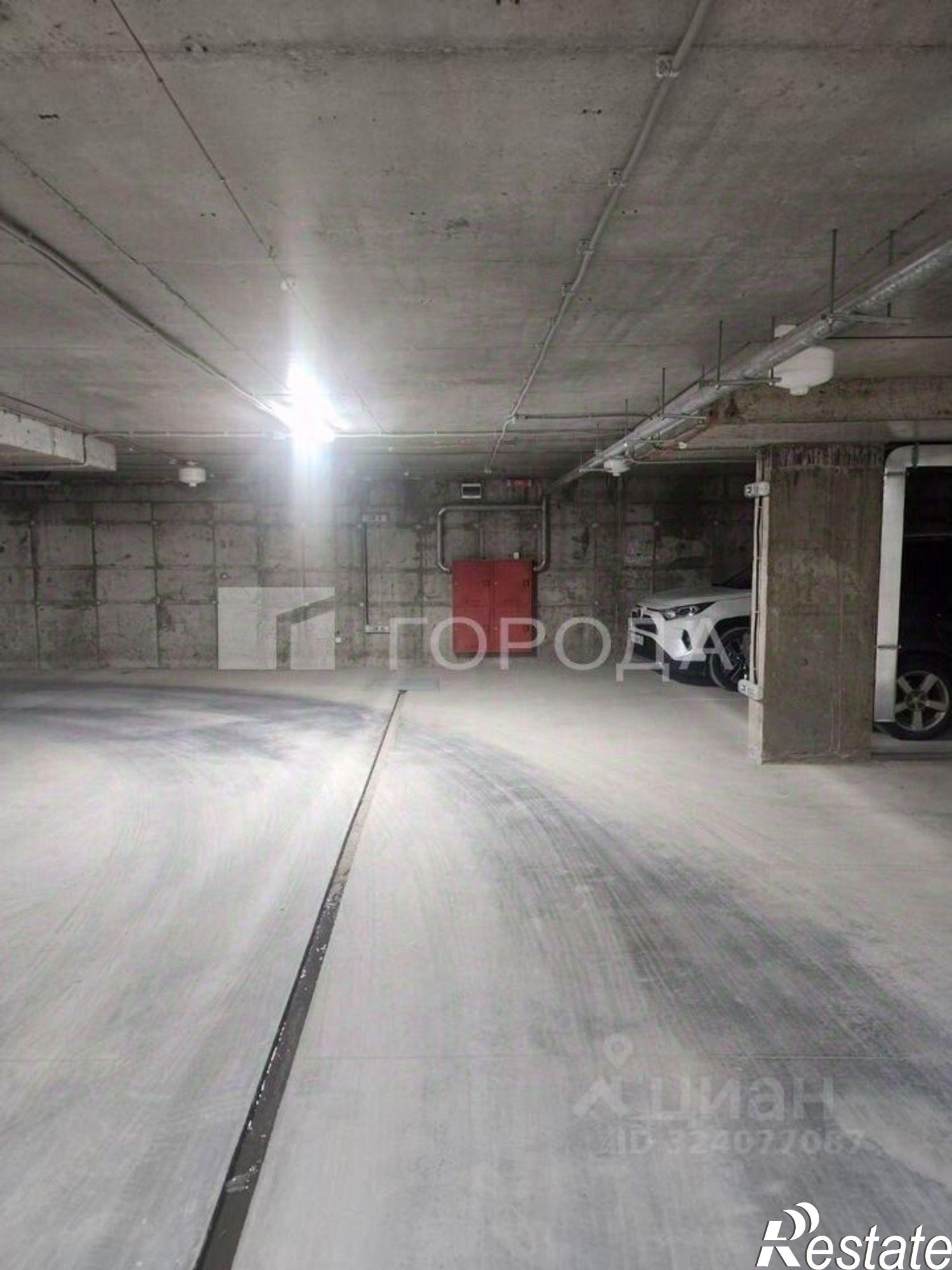 Купить гараж, место в паркинге за 2 300 010 рублей на ул Пролетарская, 125