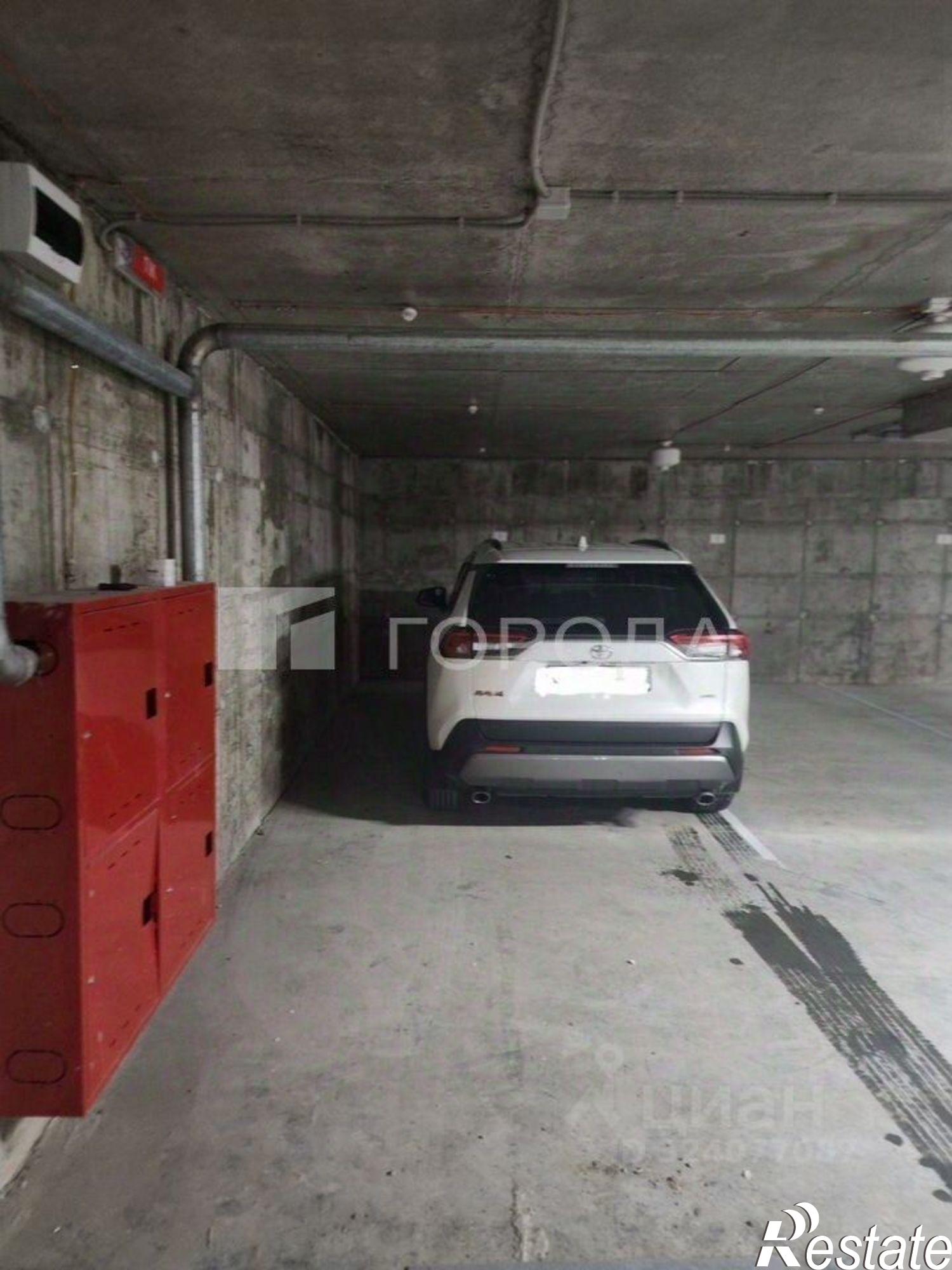 Купить гараж, место в паркинге за 2 300 010 рублей на ул Пролетарская, 125