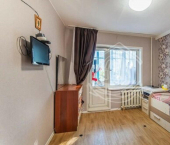 3-комн, 55кв м, этаж 3/9 улица Антона Петрова, 238