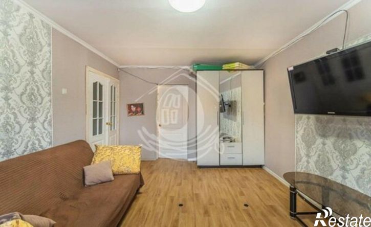 3-комн квартира улица Антона Петрова, 238,  д. 238