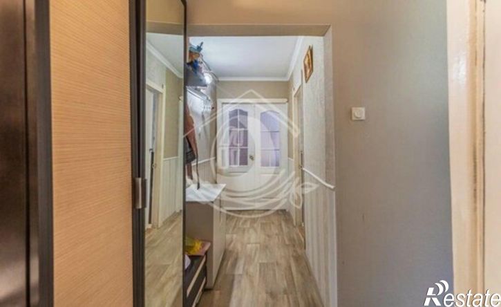 3-комн квартира улица Антона Петрова, 238,  д. 238