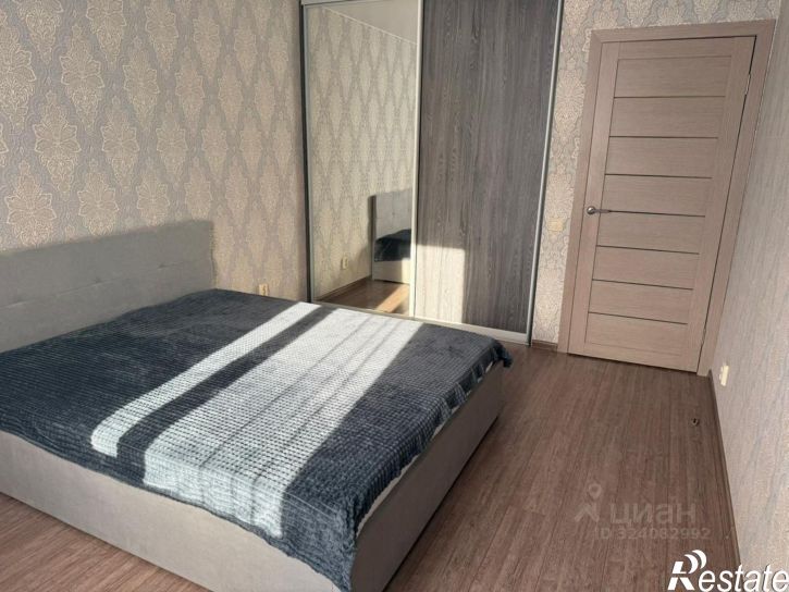 2-комн квартира Сиреневая улица, 4,  д. 4