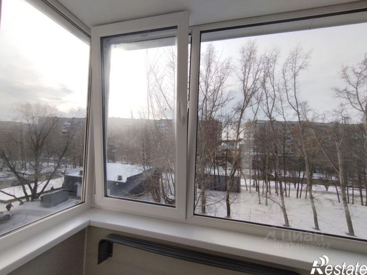 4-комн квартира улица Юрина, 244,  д. 244