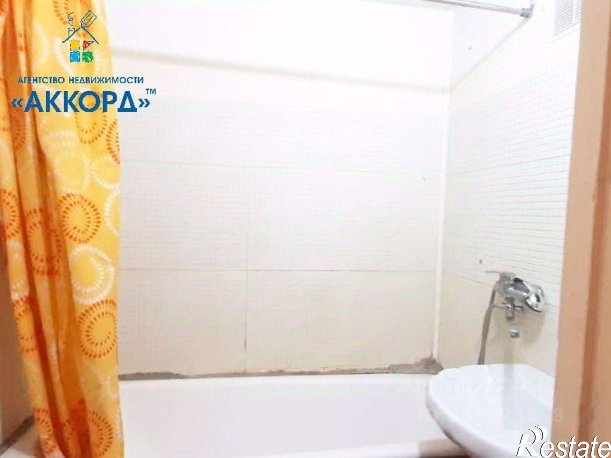 Купить комнату за 2 450 000 рублей на ул Балтийская, 39