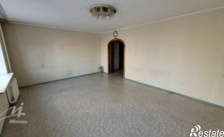 3-комн квартира улица Крупской, 143,  д. 143