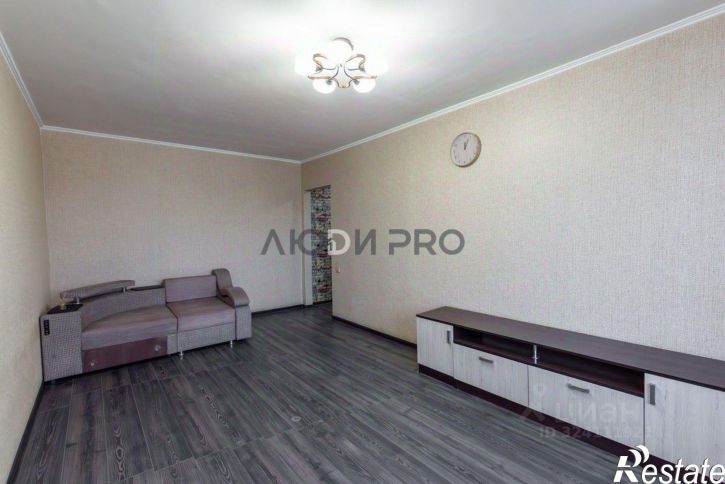 3-комн квартира улица Германа Титова, 46,  д. 46