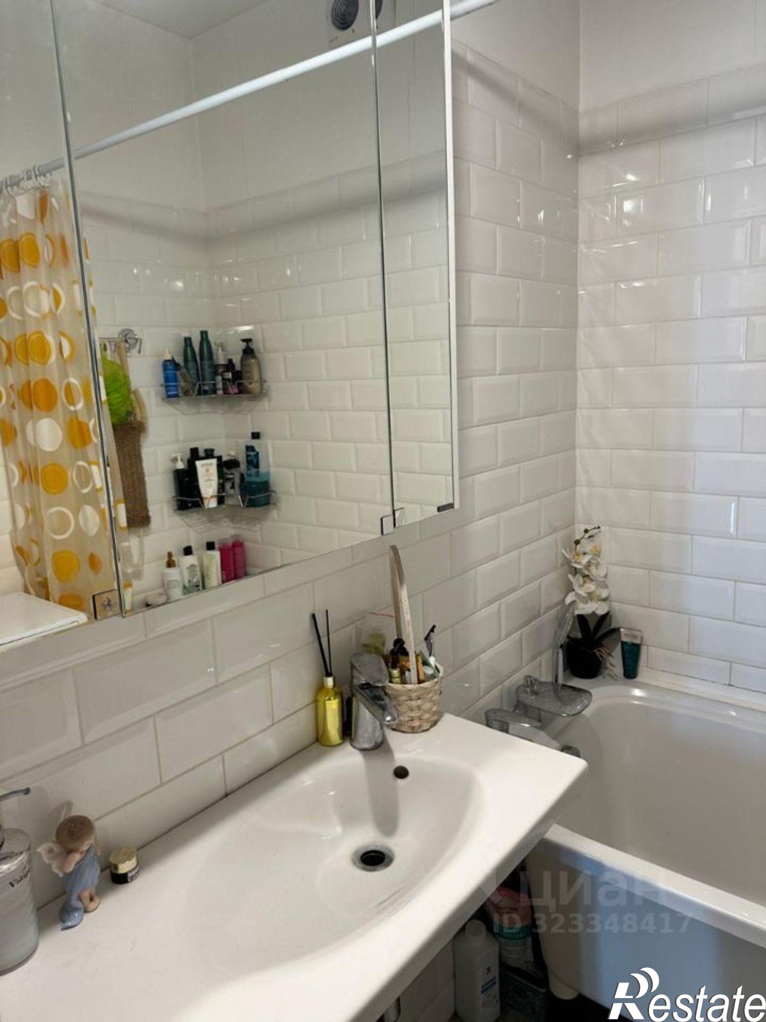 Сдать квартиру за 65 000 рублей на Приречная улица, 2А