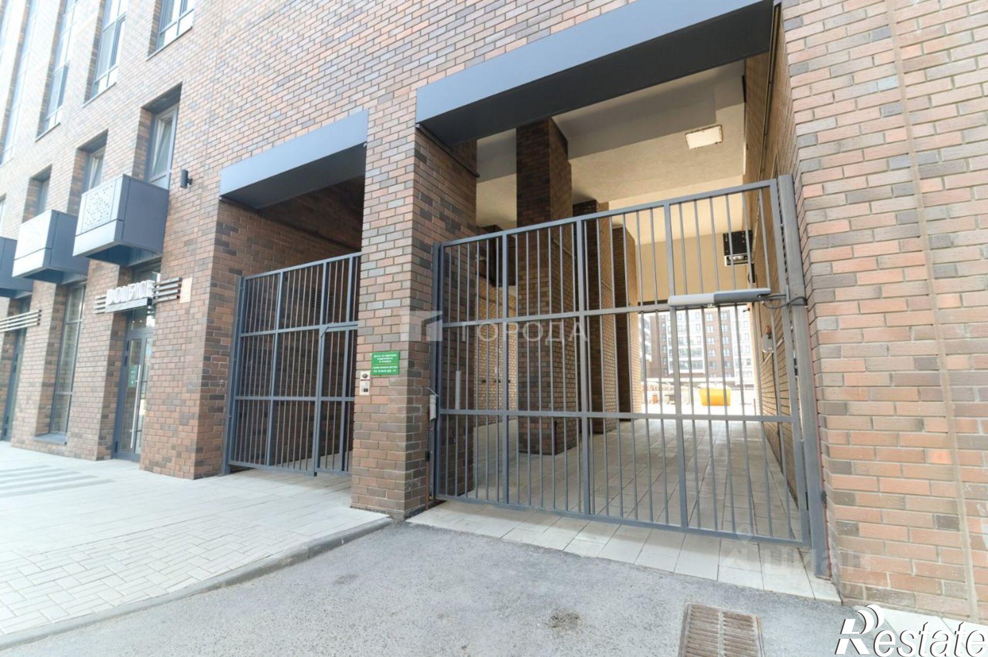 Купить квартиру за 9 200 000 рублей на проспект Строителей, 18 к1