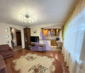 3-комн, 55кв м, этаж 9/15 улица Попова, 93