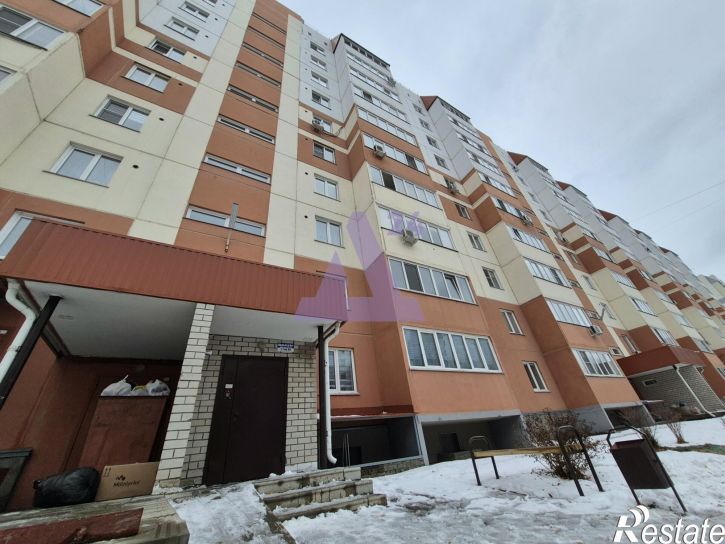 3-комн квартира улица Шумакова, дом 63