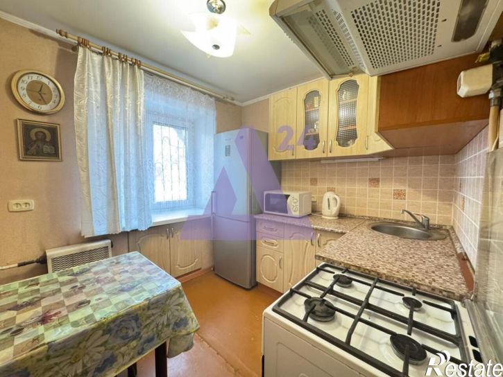 2-комн квартира улица 80 Гвардейской Дивизии, дом 64