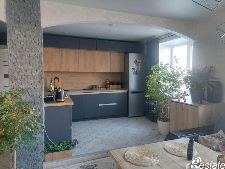 4-комн квартира ул Энтузиастов, 5,  д. 5