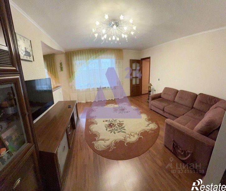 3-комн квартира улица Попова, 93,  д. 93