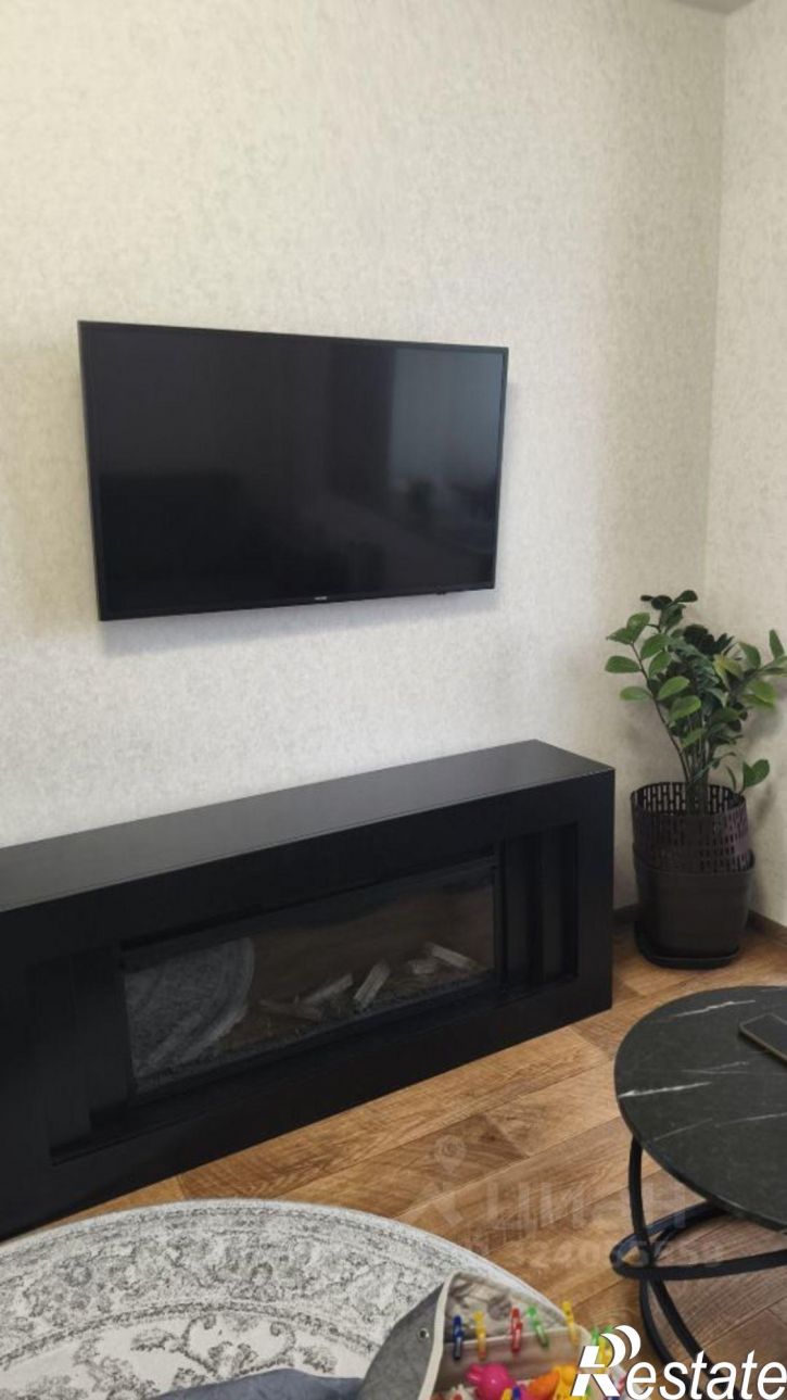 3-комн квартира ул 50 лет СССР, 2,  д. 2