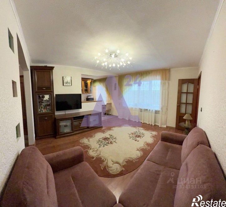 3-комн квартира улица Попова, 93,  д. 93