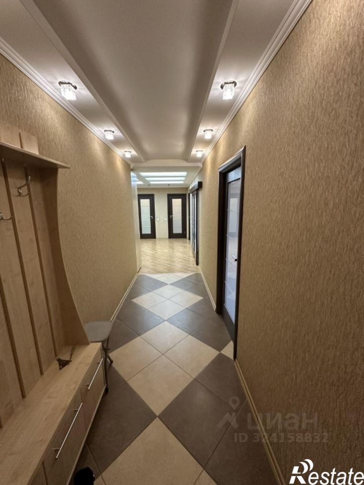 3-комн квартира ул Лазурная, 9,  д. 9