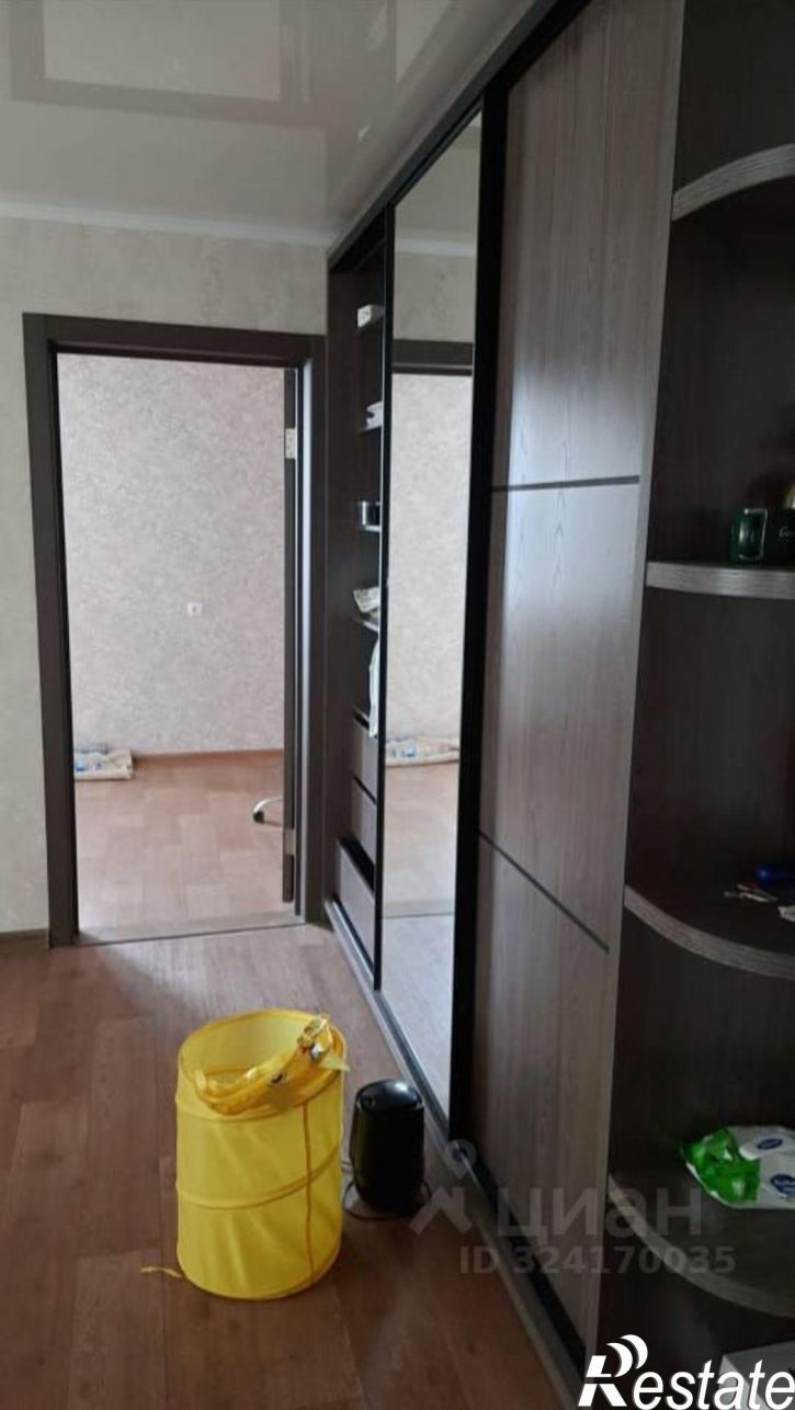 2-комн квартира ул Юрина, 190,  д. 190