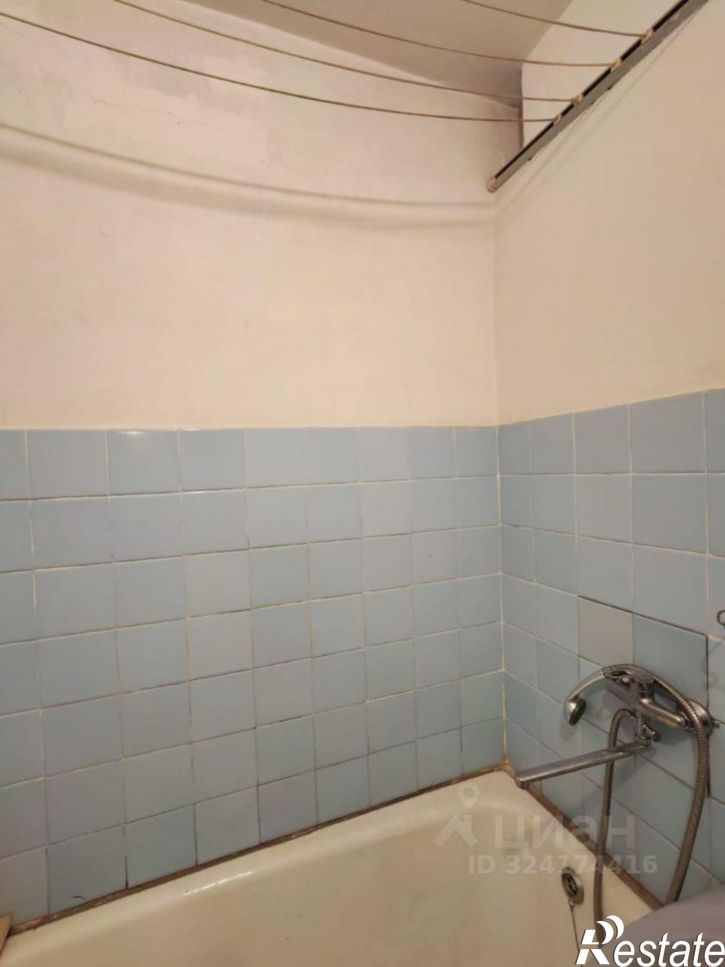 2-комн квартира улица Сухэ-Батора, 14,  д. 14