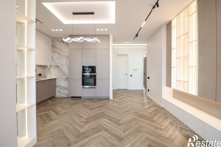 3-комн квартира пр-кт Строителей, 18 1,  д. 18 1,  к. 1