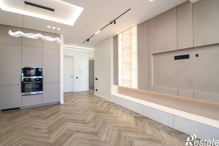 3-комн квартира пр-кт Строителей, 18 1,  д. 18 1,  к. 1