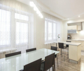 4-комн, 140кв м, этаж 2/4 ул 50 лет СССР, 25 1