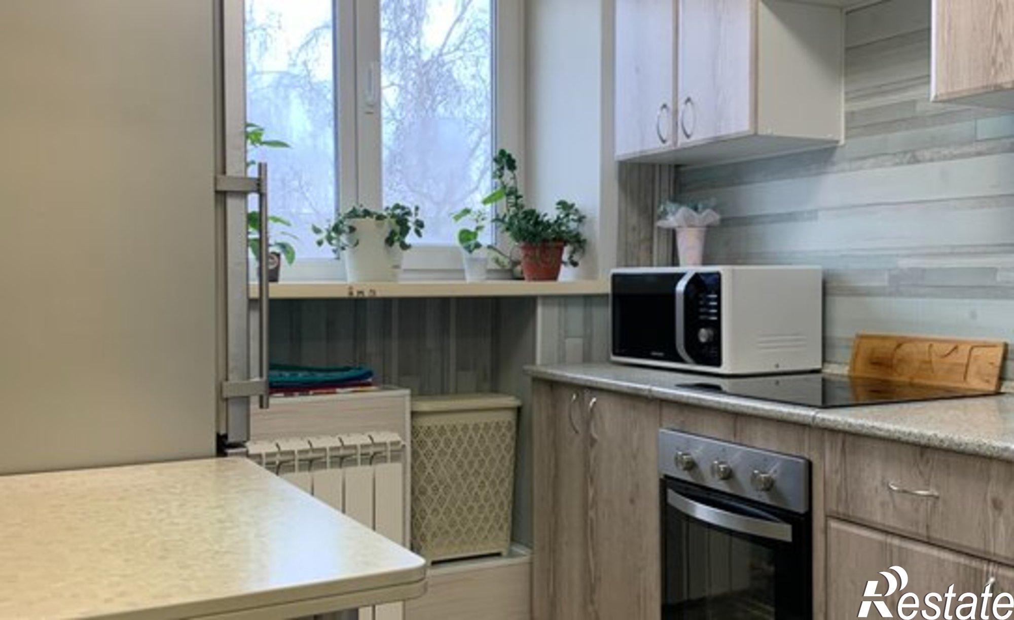 Купить квартиру за 3 600 000 рублей на пр-кт Строителей, 23А 2