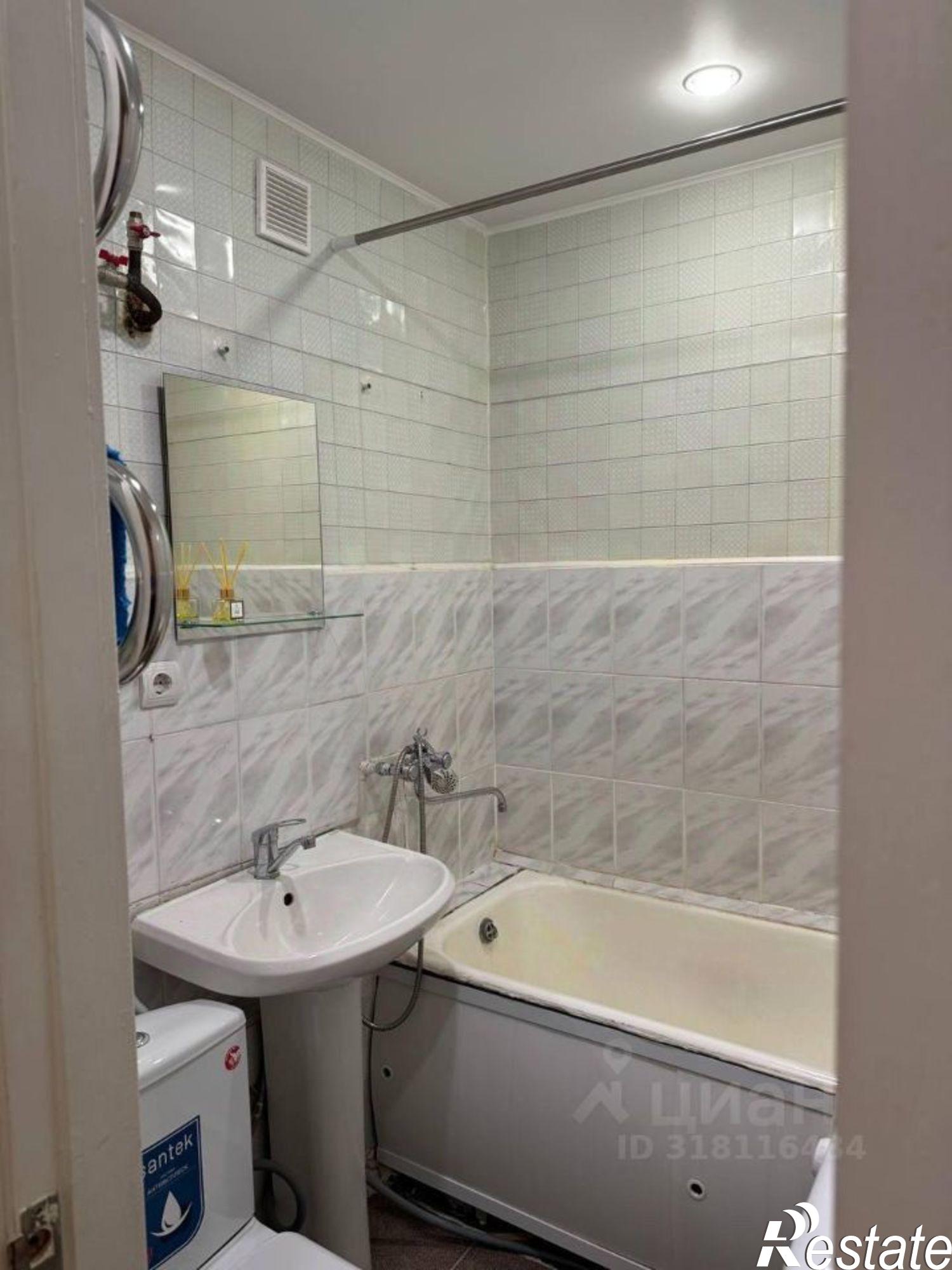 Сдать квартиру за 25 000 рублей на ул Короленко, 62