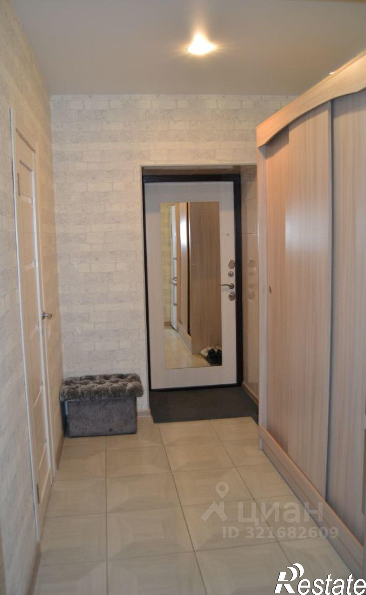 Купить квартиру за 7 100 000 рублей на Приречная улица, 2А