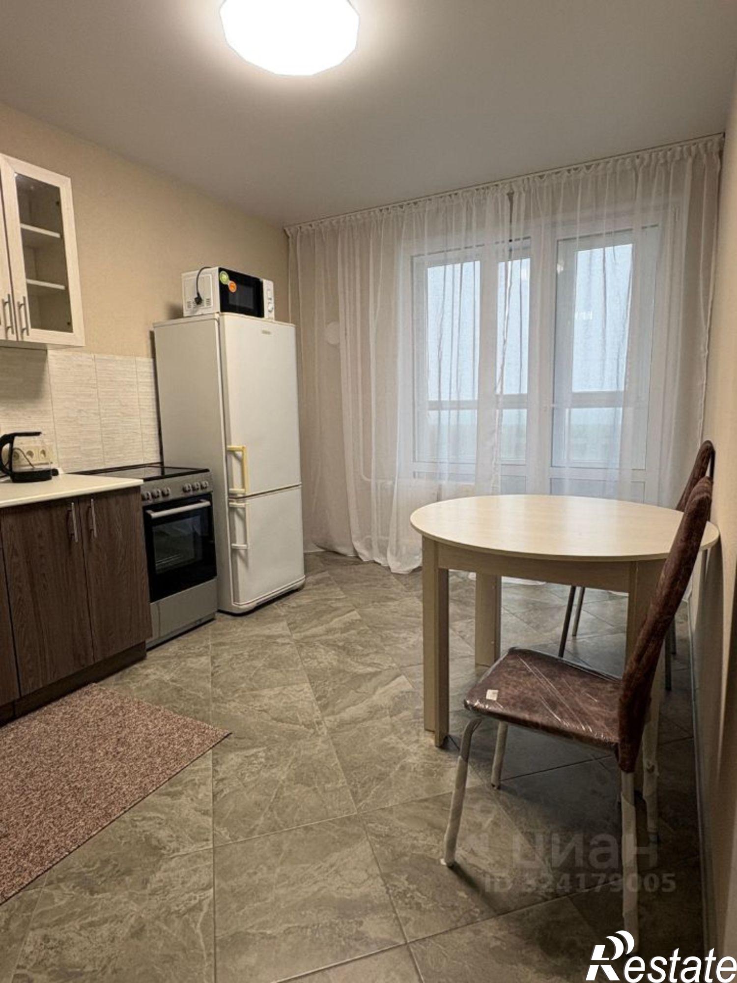 Сдать квартиру за 40 000 рублей на 6-я Нагорная улица