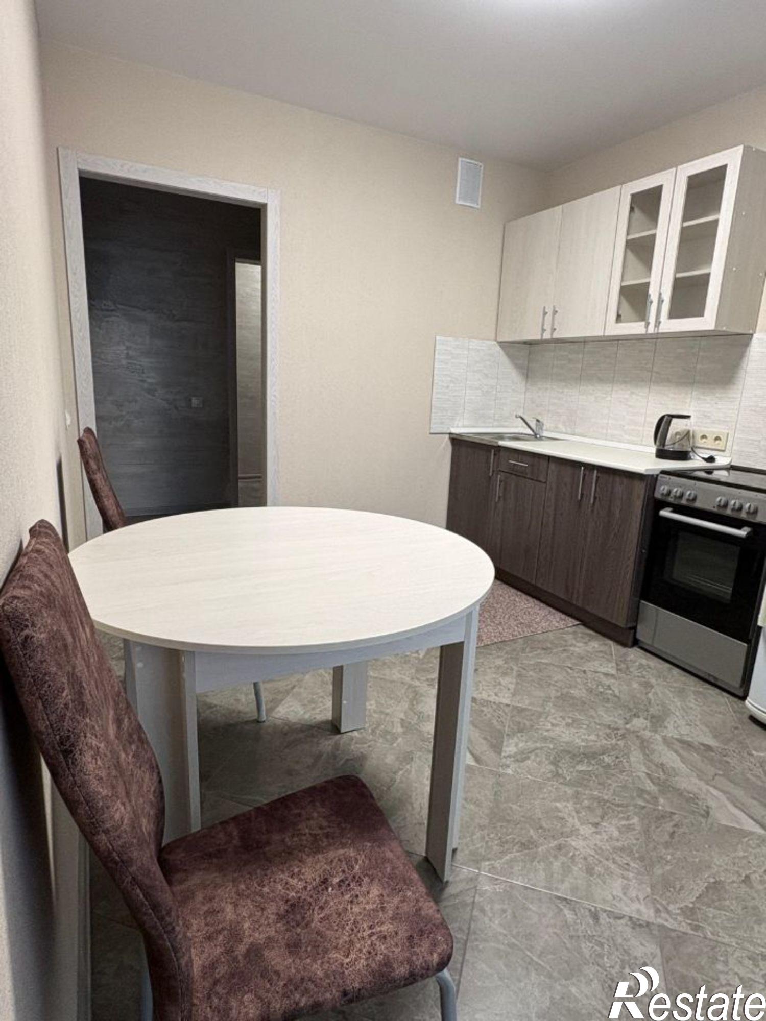 Сдать квартиру за 40 000 рублей на 6-я Нагорная улица