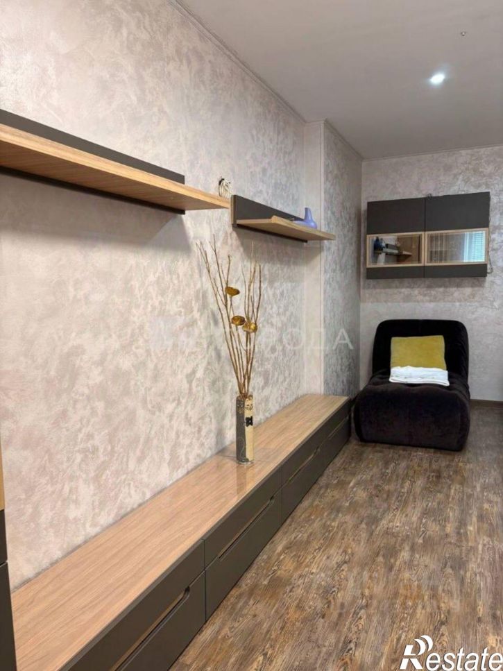 2-комн квартира пр-кт Калинина, 6,  д. 6