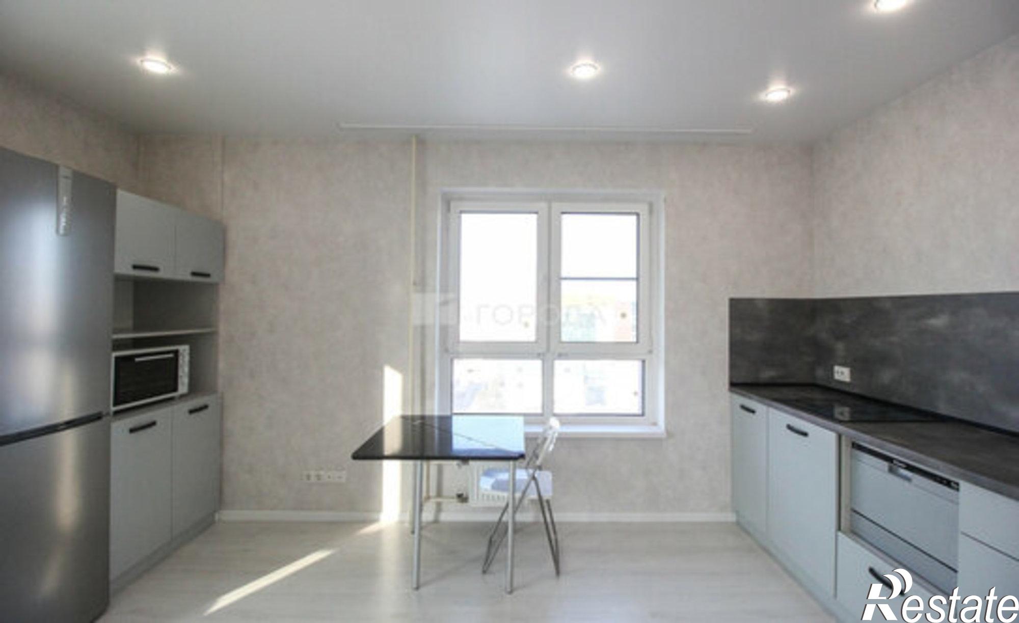 Купить квартиру за 10 990 000 рублей на Молодёжная улица, 138