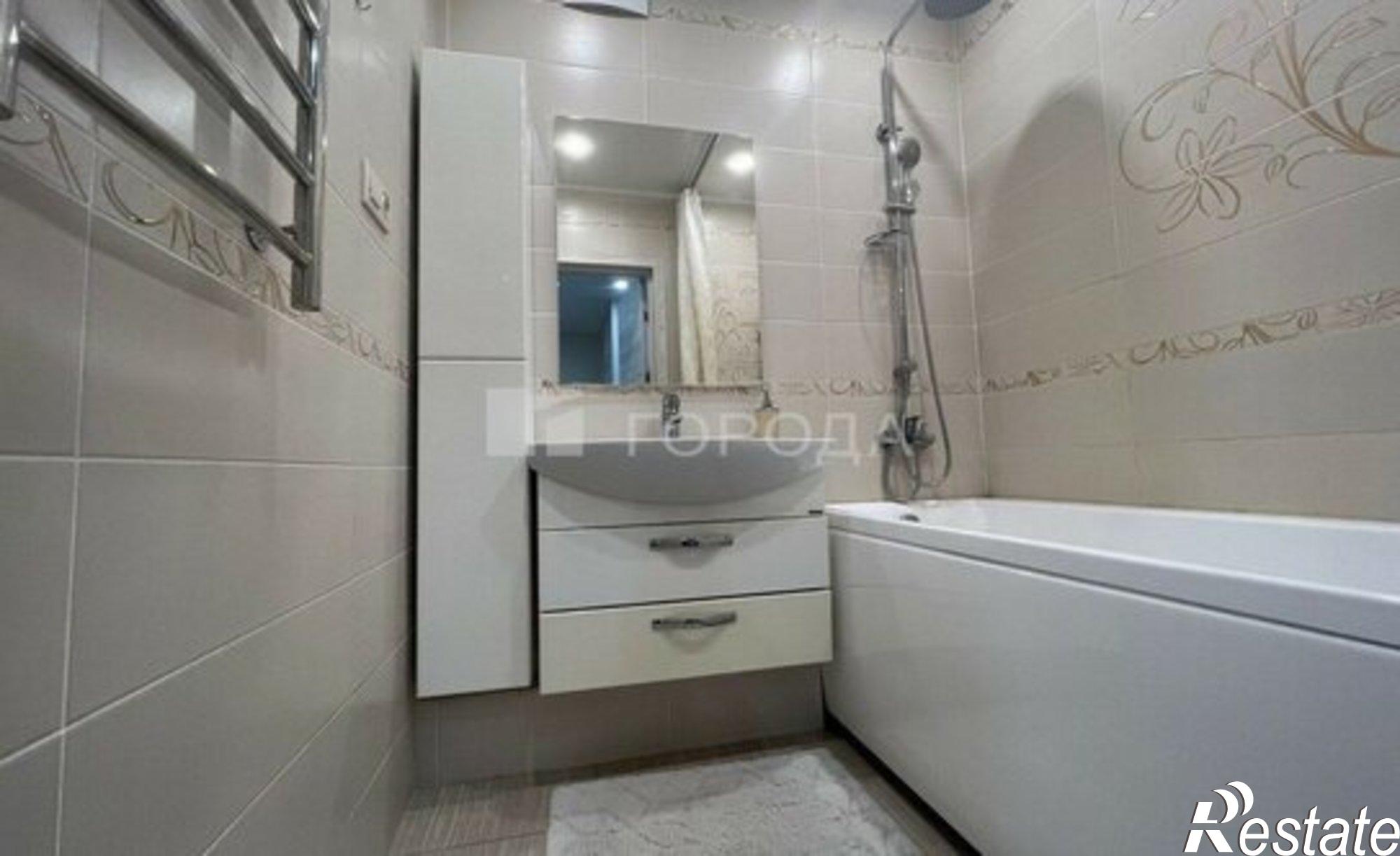 Купить квартиру за 10 950 000 рублей на ул Попова, 150