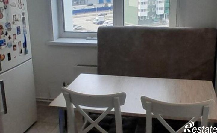 2-комн квартира ул Сергея Ускова, 42,  д. 42