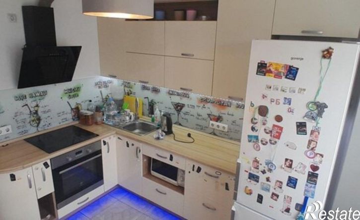 2-комн квартира ул Сергея Ускова, 42,  д. 42