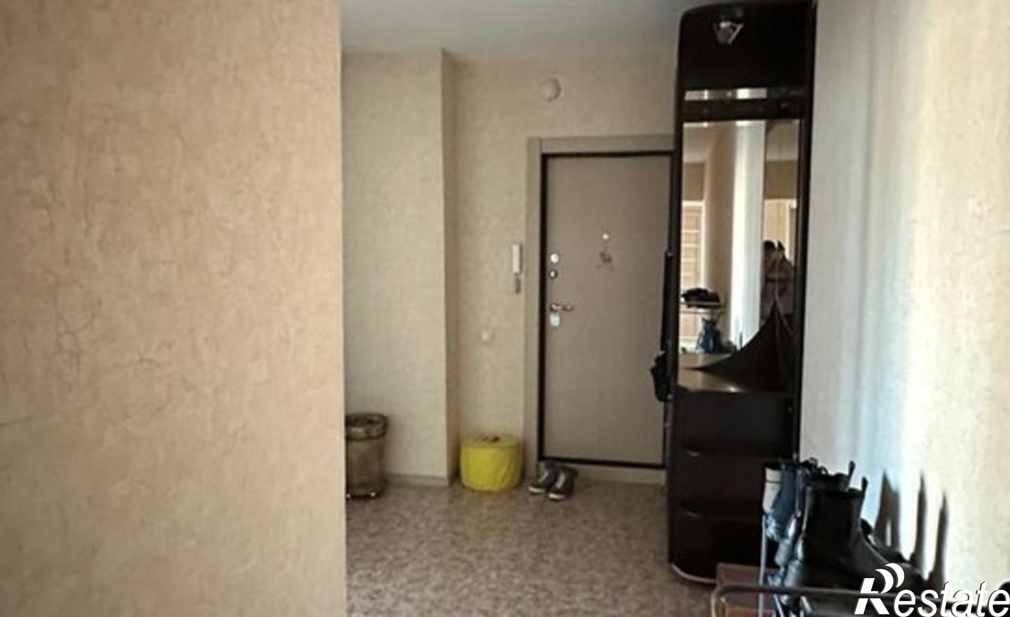 Купить квартиру за 9 400 000 рублей на ул Лазурная, 52