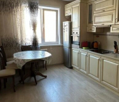 3-комн, 77кв м, этаж 7/9 ул Лазурная, 52