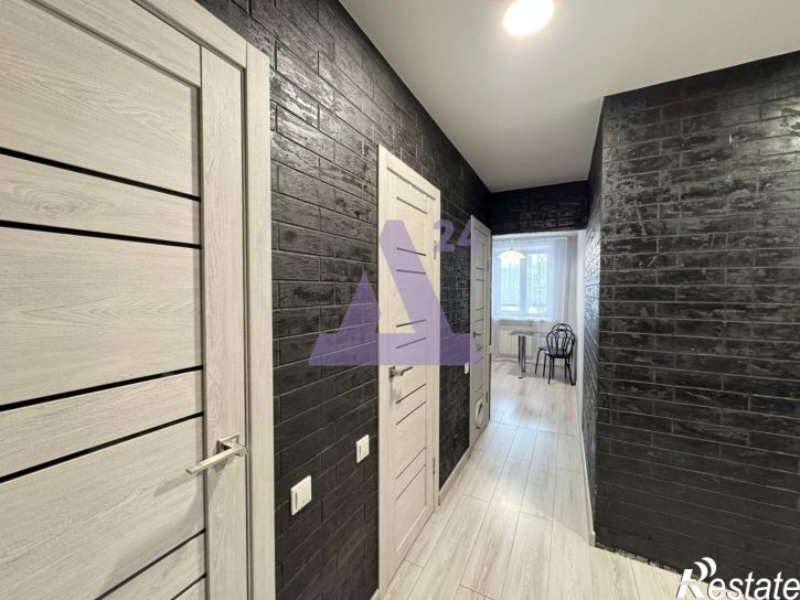 3-комн квартира улица Островского, дом 7